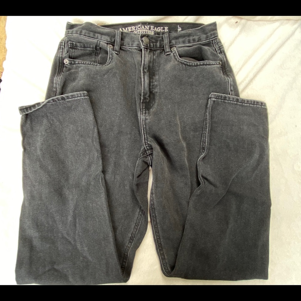 Mom Jeans American Eagle